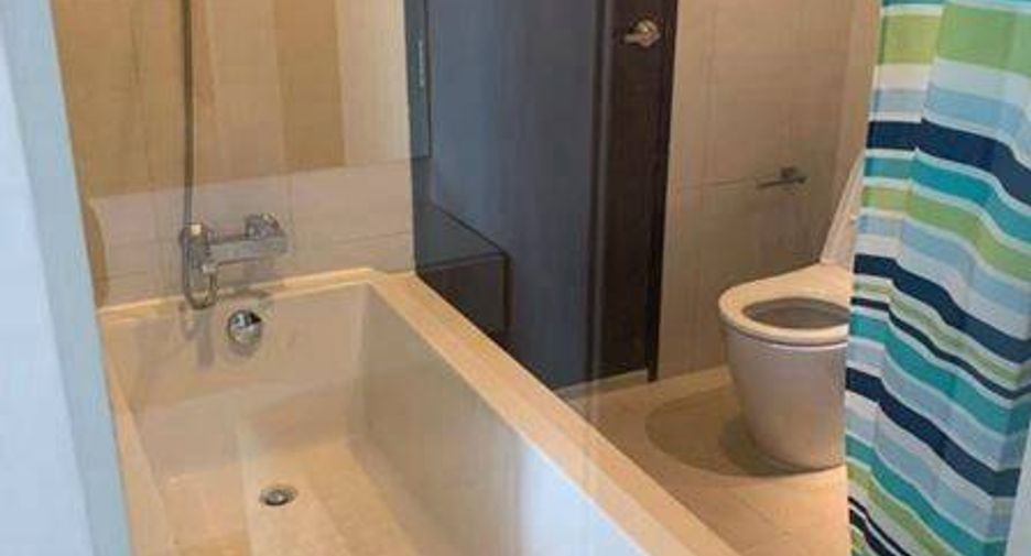 For rent 1 bed condo in Khlong Toei, Bangkok