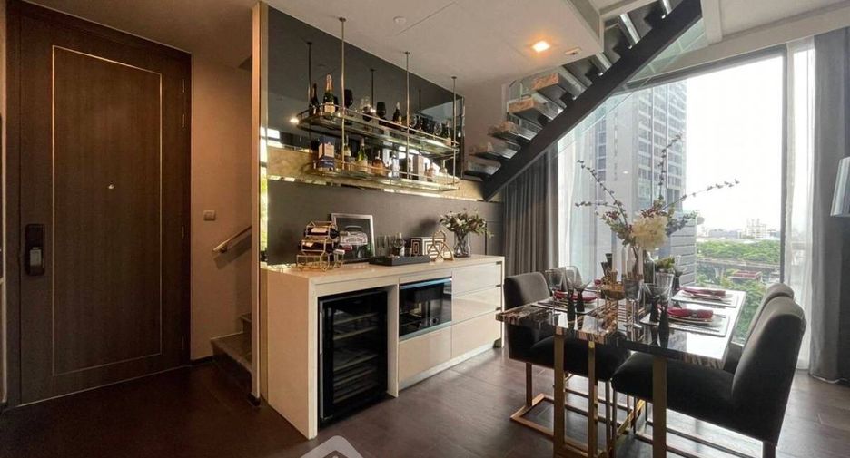 For rent 2 bedrooms condo in Khlong Toei, Bangkok