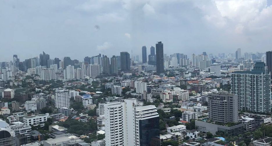 Wohnung zur Miete mit 2 Zimmer in Watthana, Bangkok