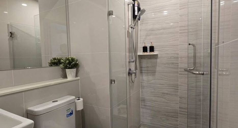 Condo en alquiler de 1 habitaciones en Khlong Toei, Bangkok