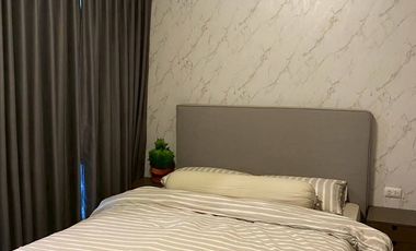 Condo en alquiler de 2 habitaciones en Huai Khwang, Bangkok