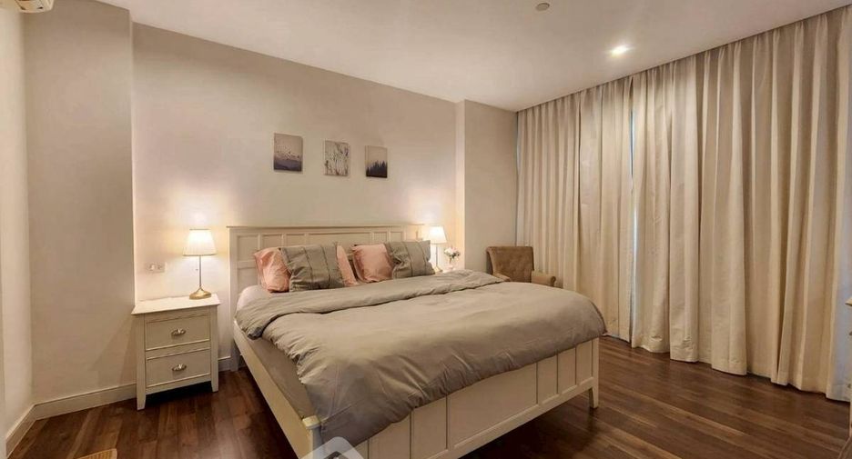 For rent 2 ベッドルーム condo in Phra Khanong, Bangkok