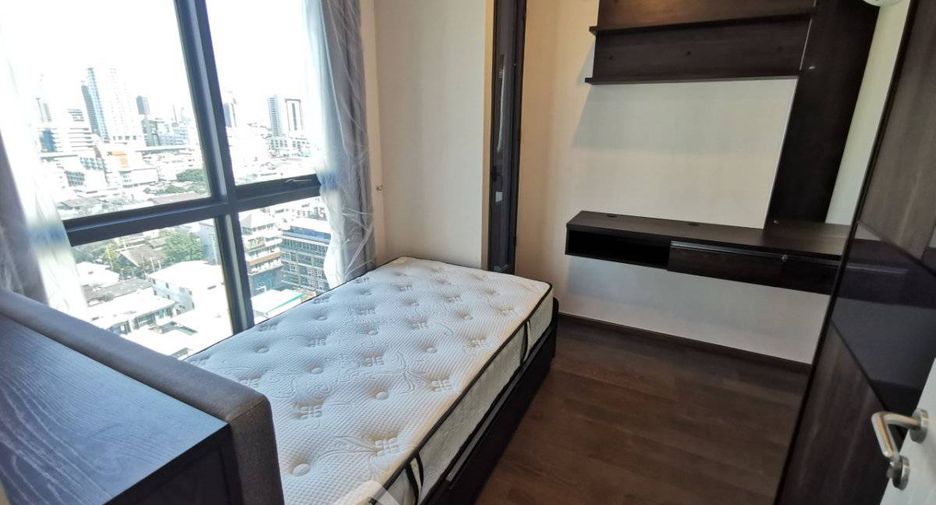 Wohnung zur Miete mit 2 Zimmer in Pathum Wan, Bangkok