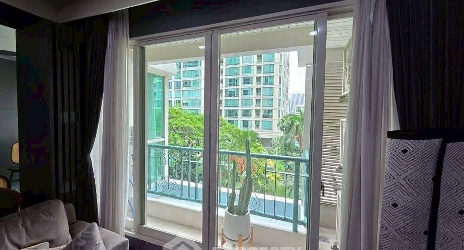 À louer 2 chambres condo à Pathum Wan, Bangkok
