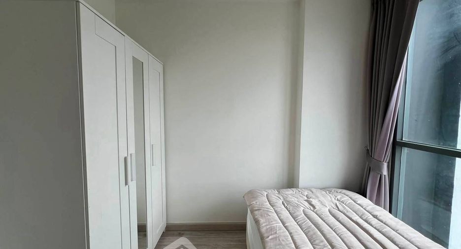 For rent 2 ベッドルーム condo in Phra Khanong, Bangkok