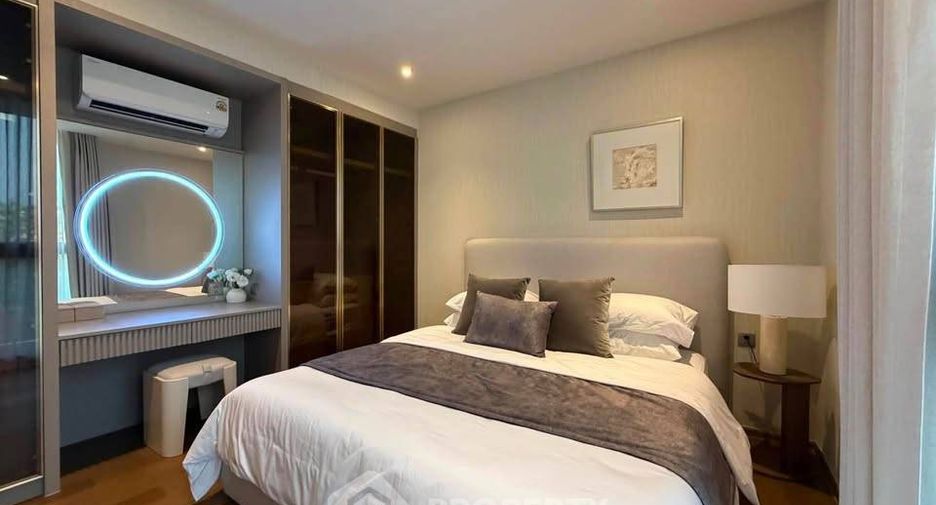 For rent 2 bedrooms condo in Khlong Toei, Bangkok