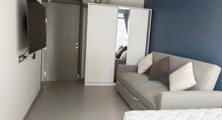 À louer 1 chambre condo à Huai Khwang, Bangkok