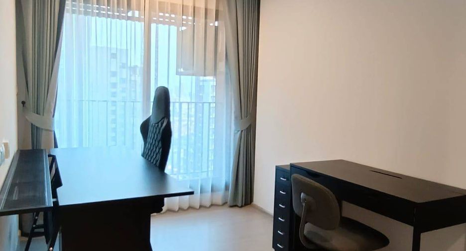 À louer 1 chambre condo à Huai Khwang, Bangkok