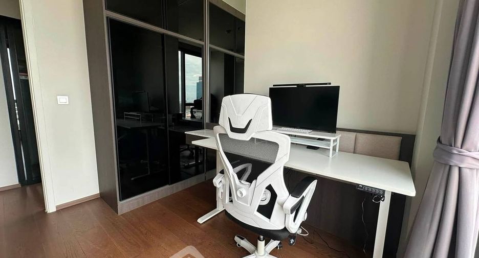 Wohnung zur Miete mit 2 Zimmer in Khlong Toei, Bangkok