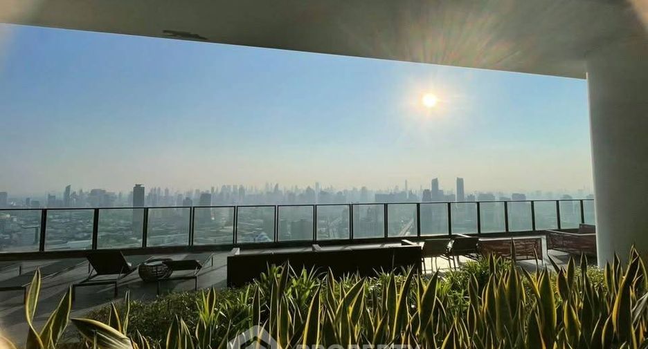 For rent 1 bed condo in Huai Khwang, Bangkok