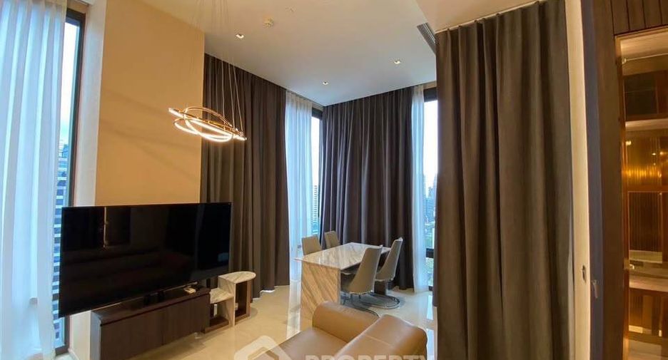 For rent 2 bedrooms condo in Bang Rak, Bangkok