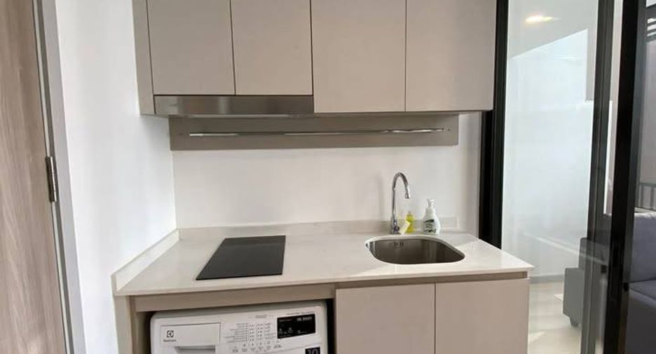 For rent 1 bed condo in Sathon, Bangkok