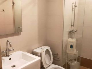 Wohnung zur Miete mit 2 Zimmer in Khlong San, Bangkok