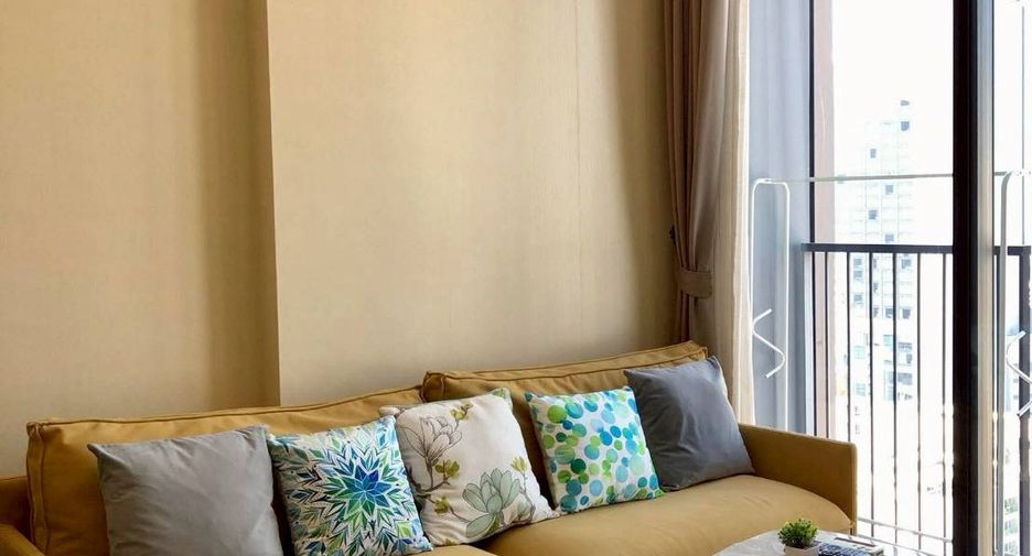 For rent 1 bed condo in Watthana, Bangkok