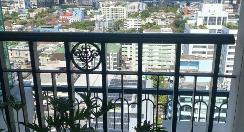 For rent 1 bed condo in Watthana, Bangkok