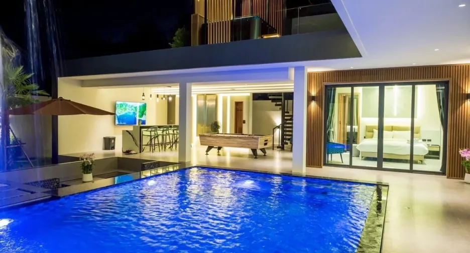 À louer et à vendre 7 chambres maison à Jomtien, Pattaya