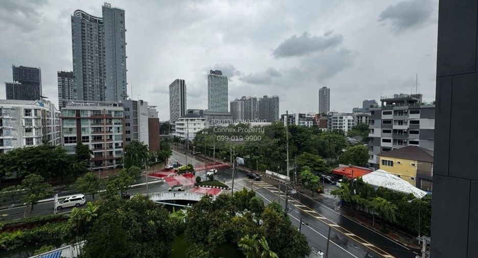For rent 1 Beds condo in Phra Khanong, Bangkok