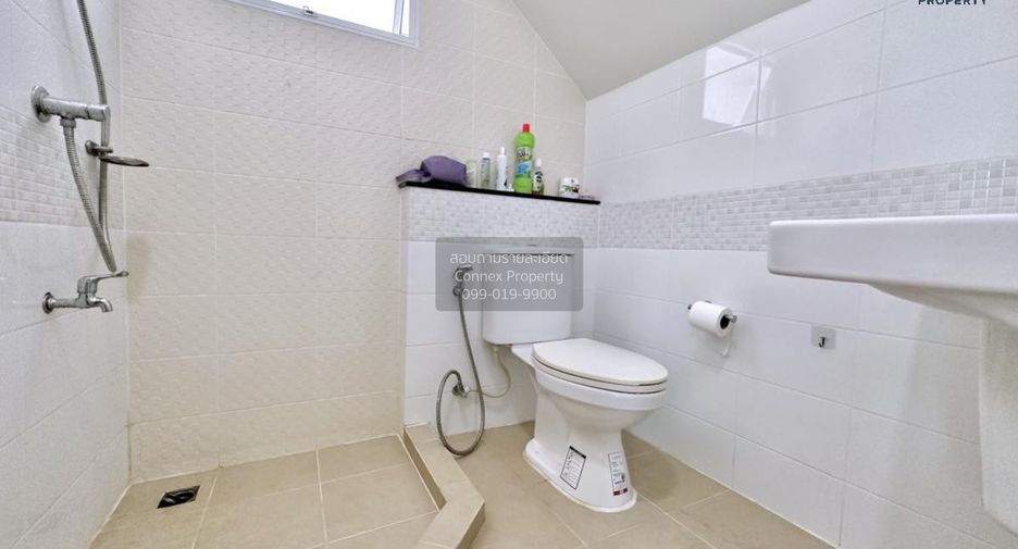Haus zur Miete mit 3 Zimmer in Mueang Nonthaburi, Nonthaburi