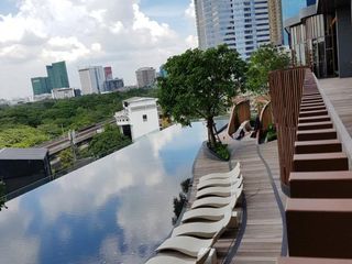 For rent 3 bedrooms condo in Chatuchak, Bangkok