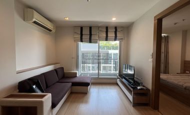 Wohnung zur Miete mit 1 Zimmer in Huai Khwang, Bangkok