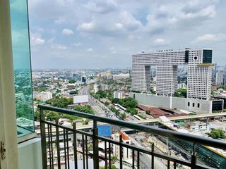 For rent 2 bedrooms condo in Chatuchak, Bangkok