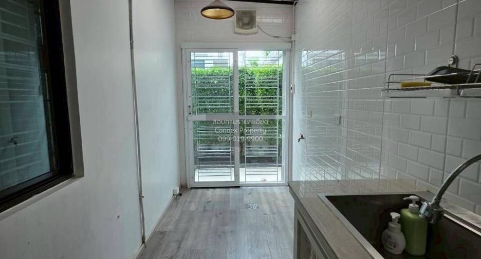 出租 3 卧室 独立屋 在 Bang Phli, Samut Prakan