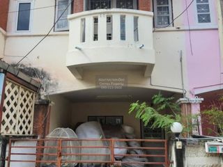 Casa adosada en venta de 2 habitaciones en Bang Khae, Bangkok