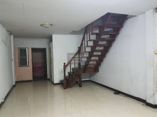 Casa adosada en venta de 2 habitaciones en Bang Khae, Bangkok