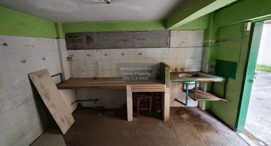 Gewerbefläche zum Kauf mit 6 Zimmer in Phra Pradaeng, Samut Prakan