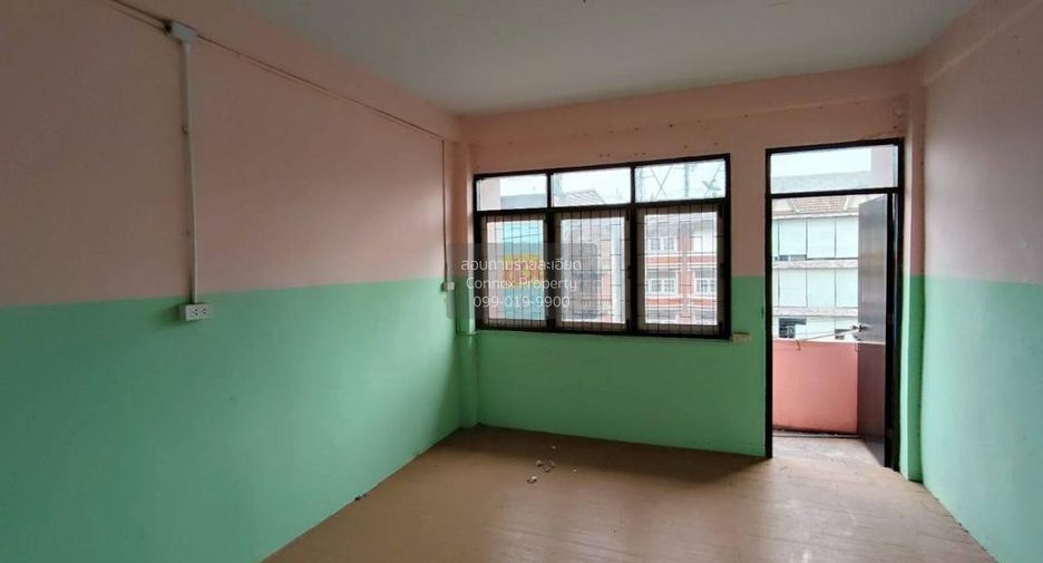 Gewerbefläche zum Kauf mit 6 Zimmer in Phra Pradaeng, Samut Prakan