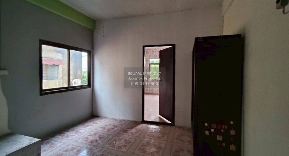 Gewerbefläche zum Kauf mit 6 Zimmer in Phra Pradaeng, Samut Prakan