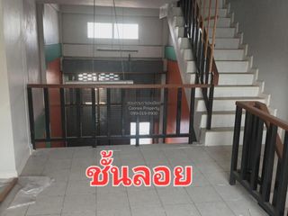 For sale 3 bedrooms retail Space in Khlong Sam Wa, Bangkok