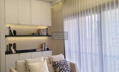 For sale 3 bedrooms condo in Watthana, Bangkok