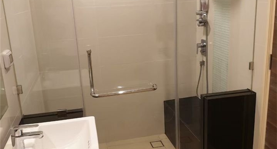 For sale 1 bed condo in Yan Nawa, Bangkok