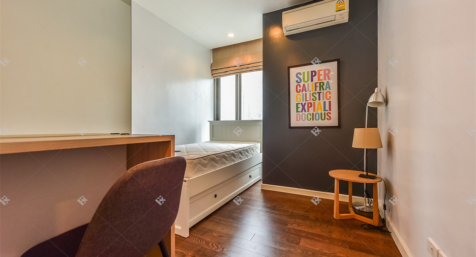 For sale 2 bedrooms condo in Sathon, Bangkok