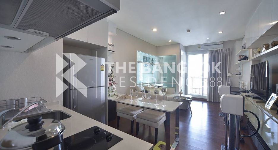 For rent 1 bed condo in Watthana, Bangkok