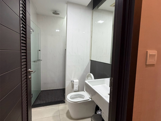 Condo en venta de 2 habitaciones en Huai Khwang, Bangkok