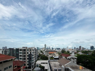 Wohnung zum Kauf mit 2 Zimmer in Phaya Thai, Bangkok