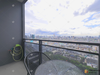 Wohnung zur Miete mit 2 Zimmer in Huai Khwang, Bangkok