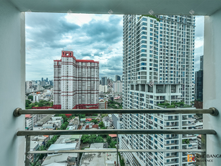 For rent 2 bedrooms condo in Ratchathewi, Bangkok