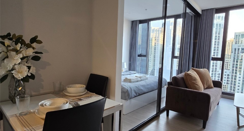 Condo en alquiler de 1 habitaciones en Huai Khwang, Bangkok