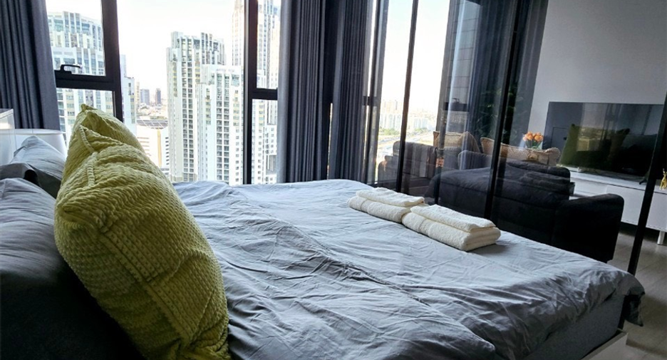 Condo en alquiler de 1 habitaciones en Huai Khwang, Bangkok