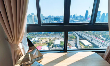 Condo en alquiler de 1 habitaciones en Huai Khwang, Bangkok