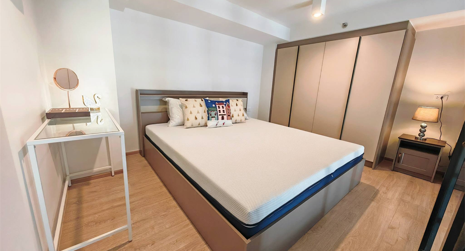 Condo en alquiler de 1 habitaciones en Huai Khwang, Bangkok