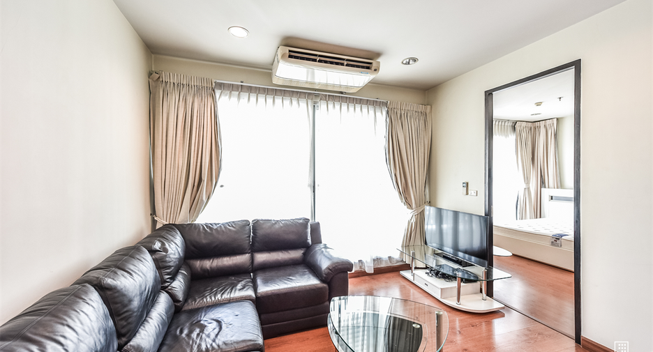 Wohnung zur Miete mit 2 Zimmer in Pathum Wan, Bangkok