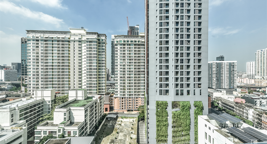 Wohnung zur Miete mit 2 Zimmer in Pathum Wan, Bangkok