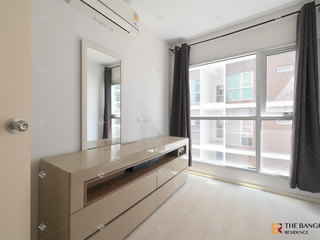 For rent 2 bedrooms condo in Huai Khwang, Bangkok