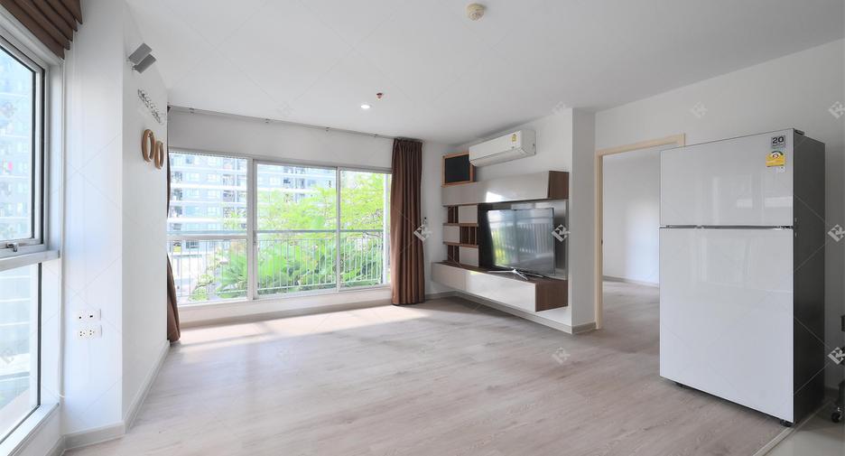 For rent 2 bedrooms condo in Huai Khwang, Bangkok