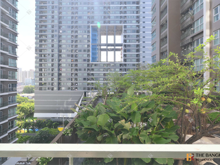 For rent 2 bedrooms condo in Huai Khwang, Bangkok