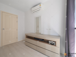 For rent 2 bedrooms condo in Huai Khwang, Bangkok